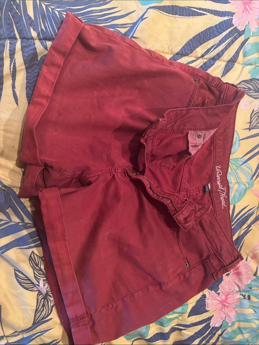 Universal Thread Women's Burgundy High-Rise Cotton Shorts